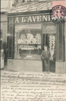 /album/photo/a18-le-petit-marchand-de-carte-postale-jpg/